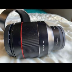 Sony lens 85 mm